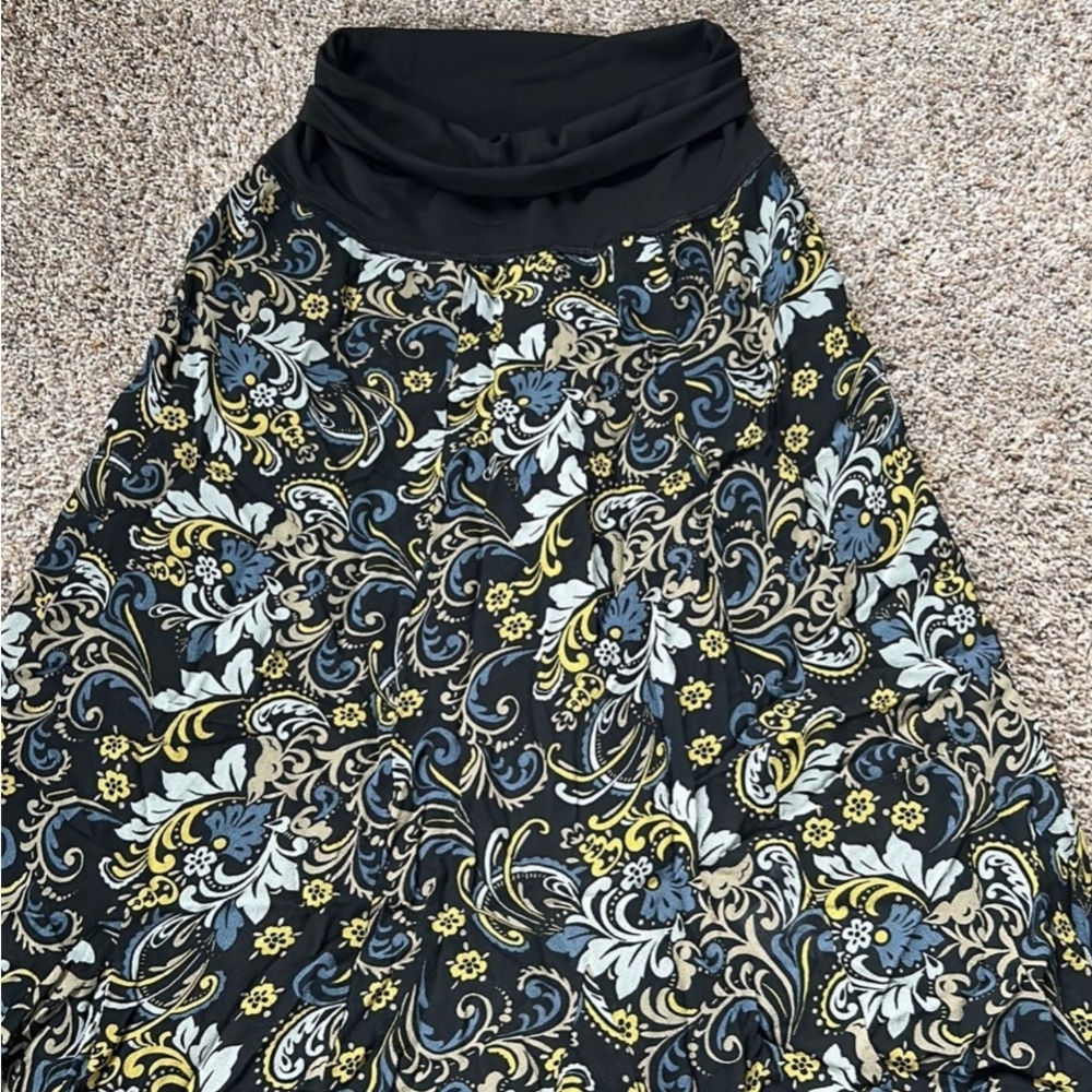 CAbi dual print / sided women’s Reversible skirt sz XS